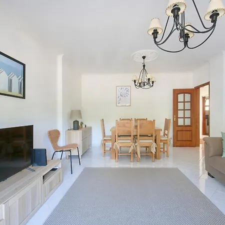 Apartment 2 Bedroom By Quarteira
