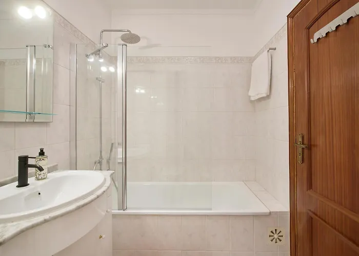 2 Bedroom By Quarteira