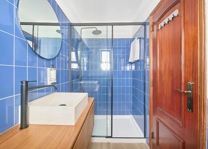 2 Bedroom By Apartman Quarteira